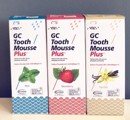 40g Aardbei-munt smaak mousse  - Remineralizing Toothpaste recensie en prijs